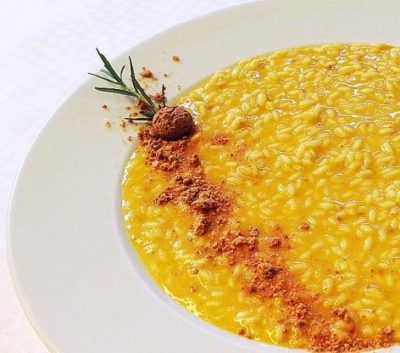 Risotto alla zucca, canella e amaretti.